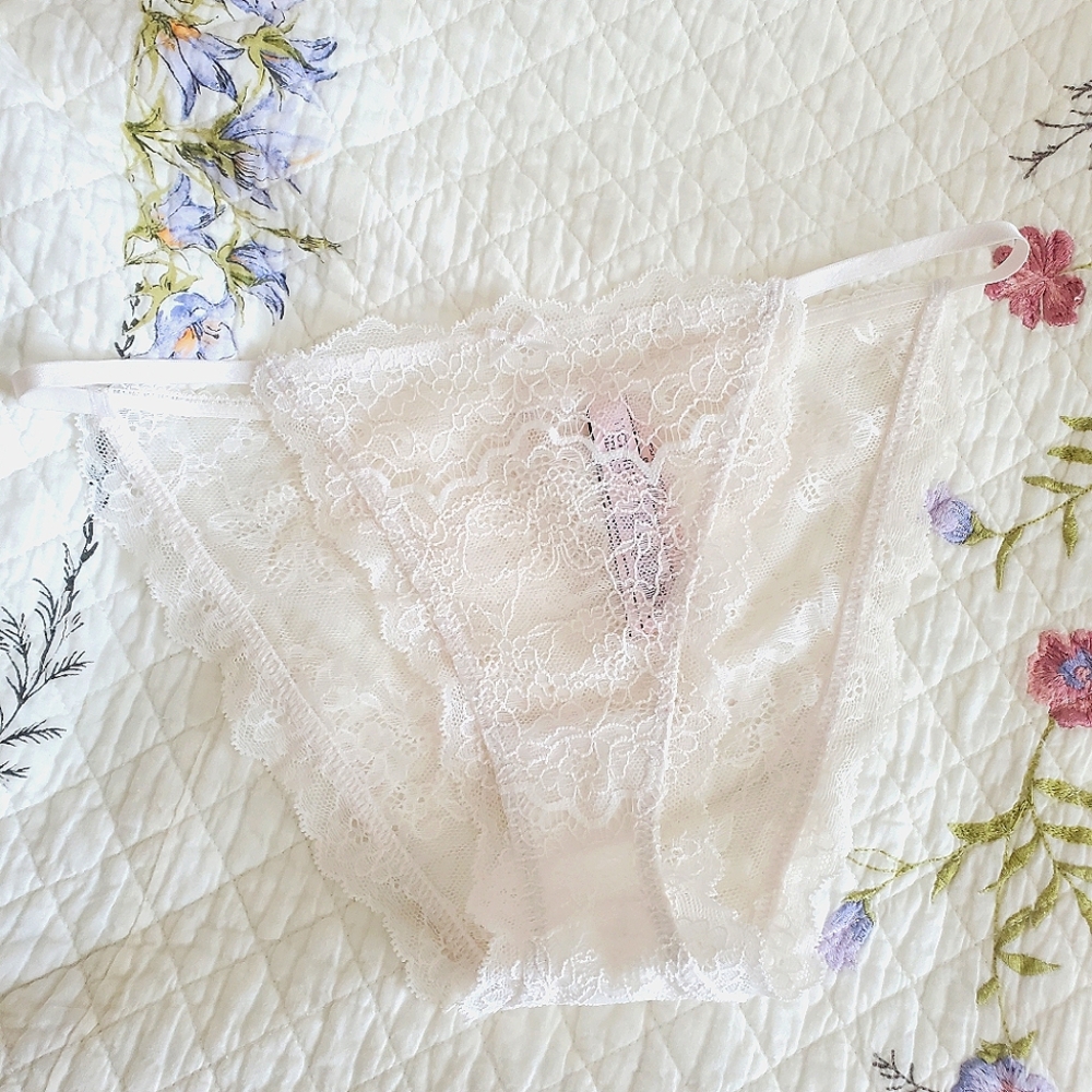 Victoria's Secret Dream Angel's Lace Bikini Bridal Lingerie Wedding Mediu